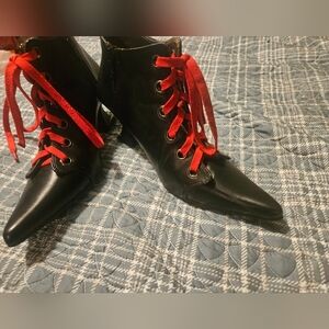 Ellie Shoes Black Ankle Booties